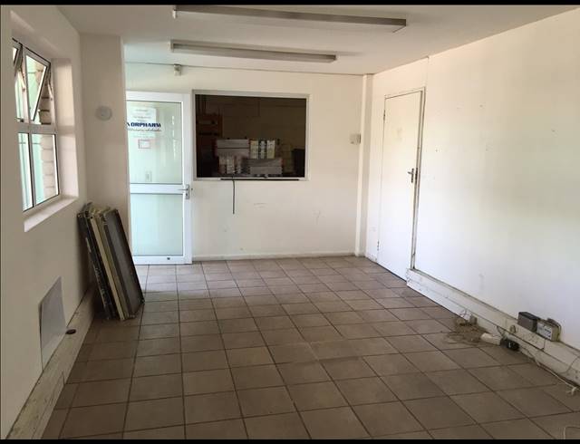 800M² FACTORY TO LET IN PAROW CENTRAL